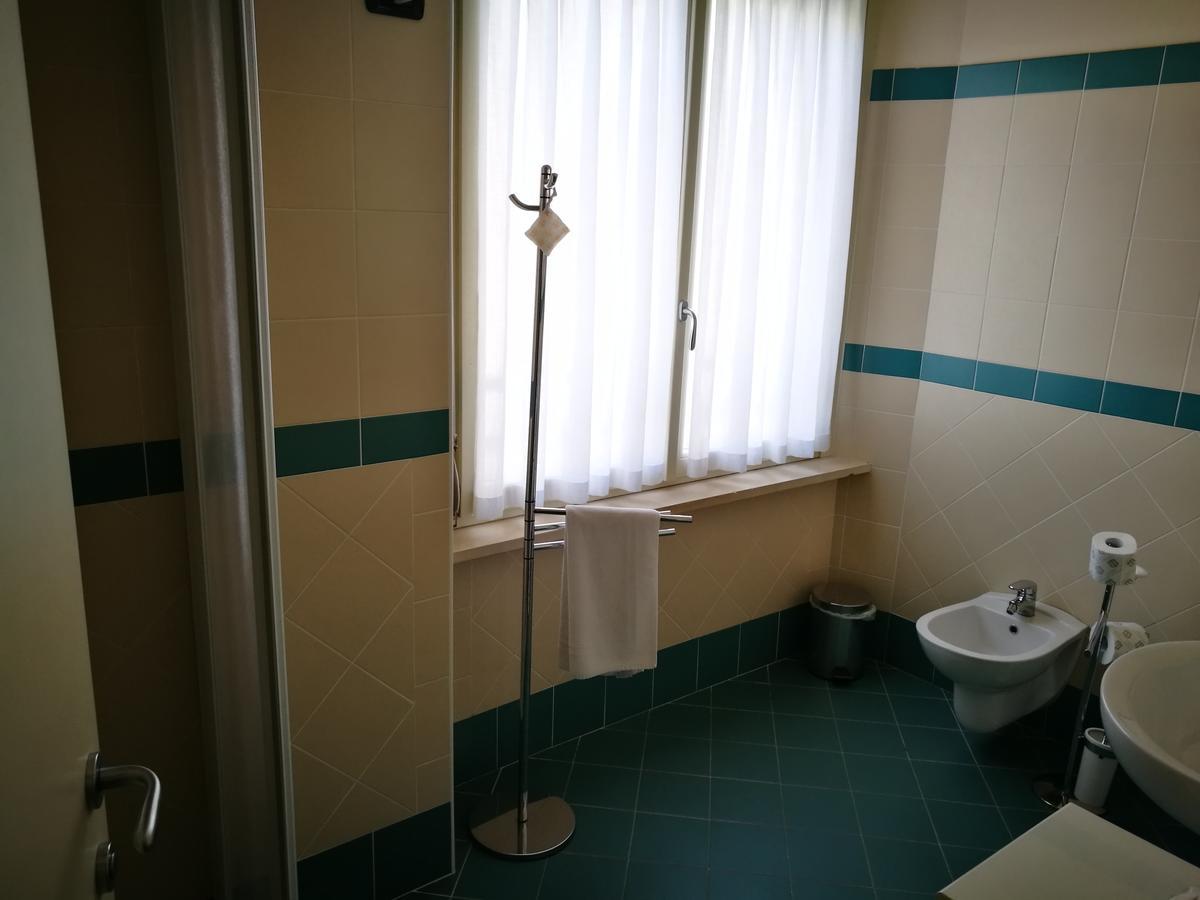 Locanda Della Pieve Tizzano Val Parma Ngoại thất bức ảnh